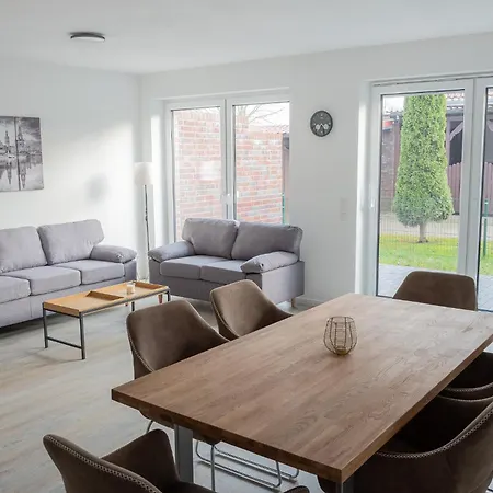 Jobostays - Fehn Monteurswohnungen Mit Parkplatz Neubau Naehe Meyerwerft Apartment